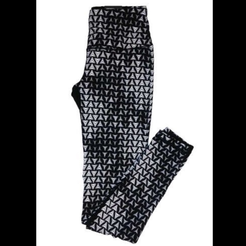 NWOT- Victoria Secret Sport legging